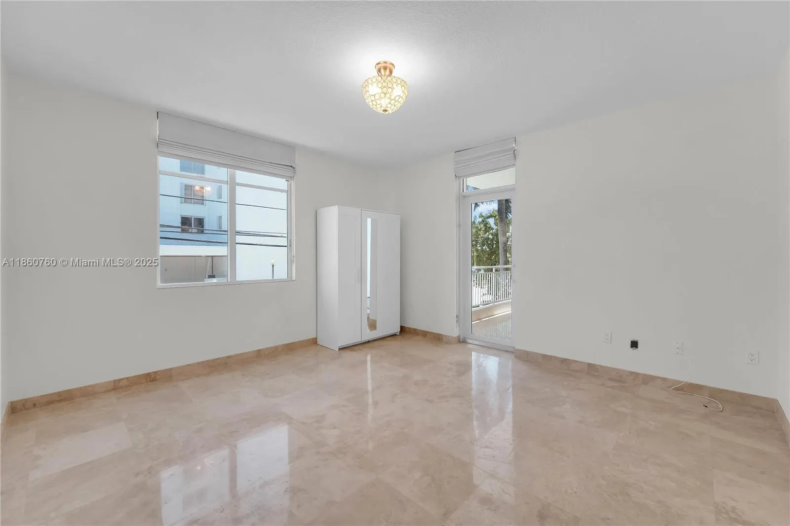 1 Century Ln, #202