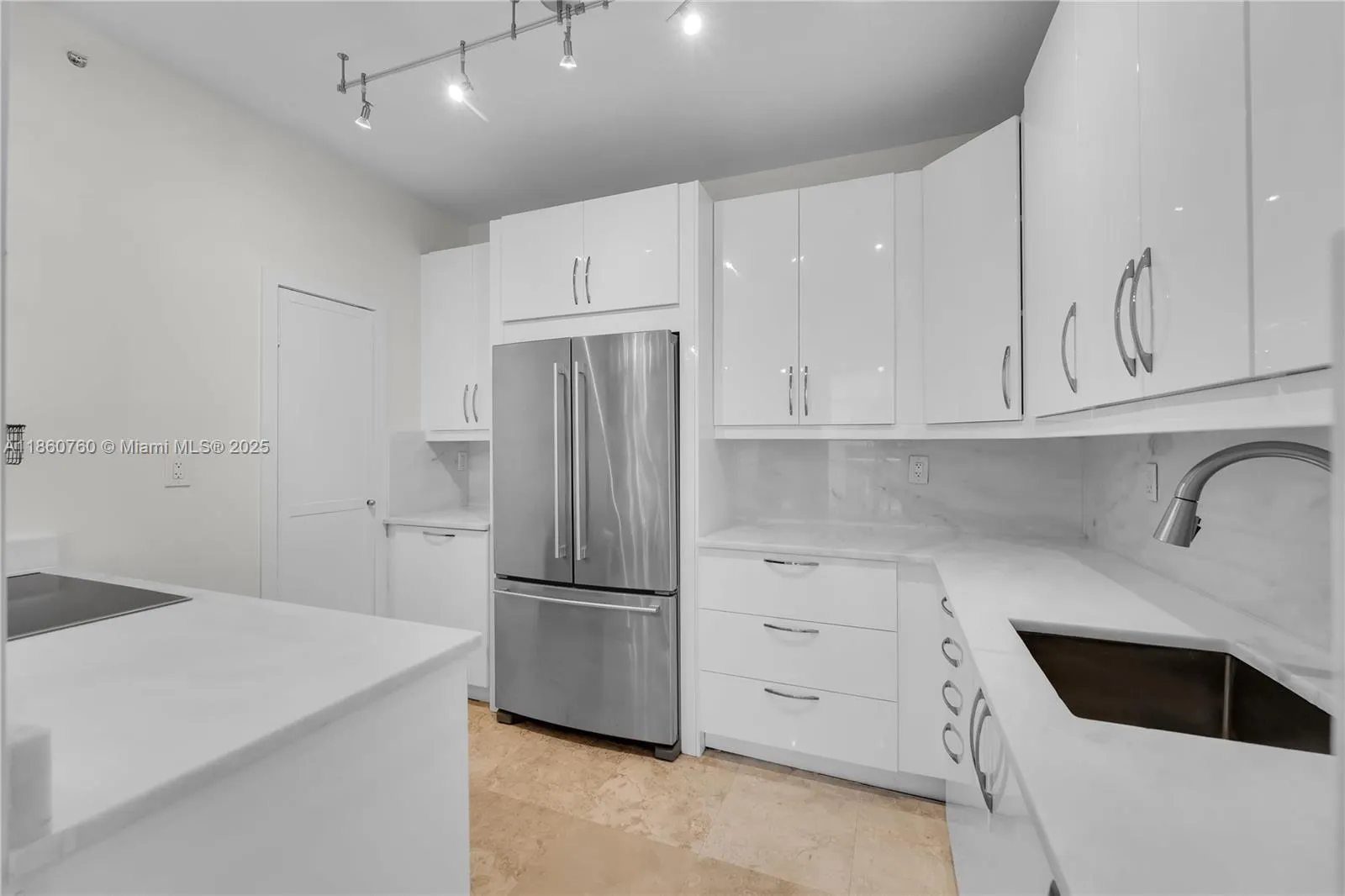 1 Century Ln, #202