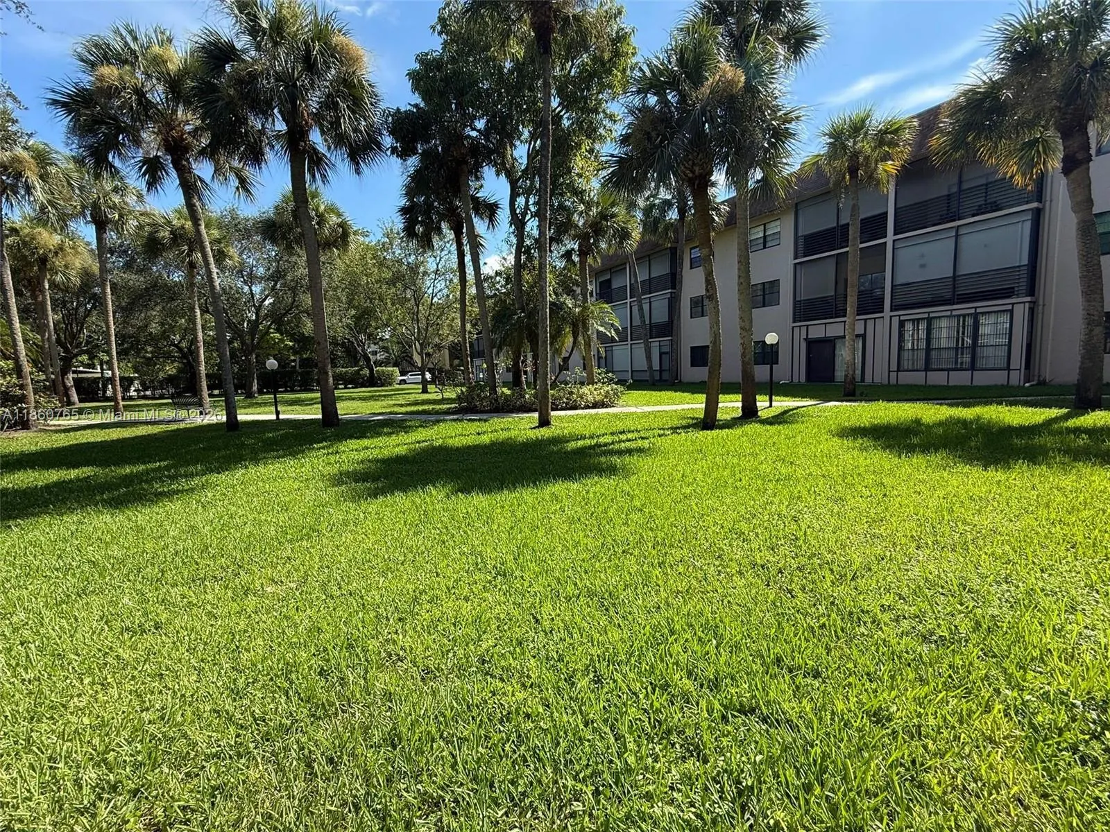 6095 N Sabal Palm Blvd, #103