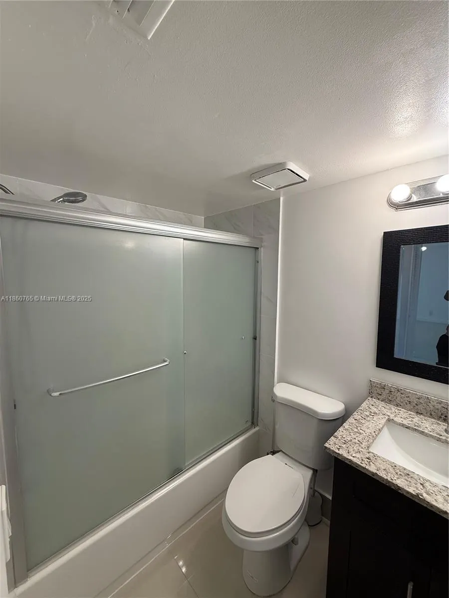 6095 N Sabal Palm Blvd, #103