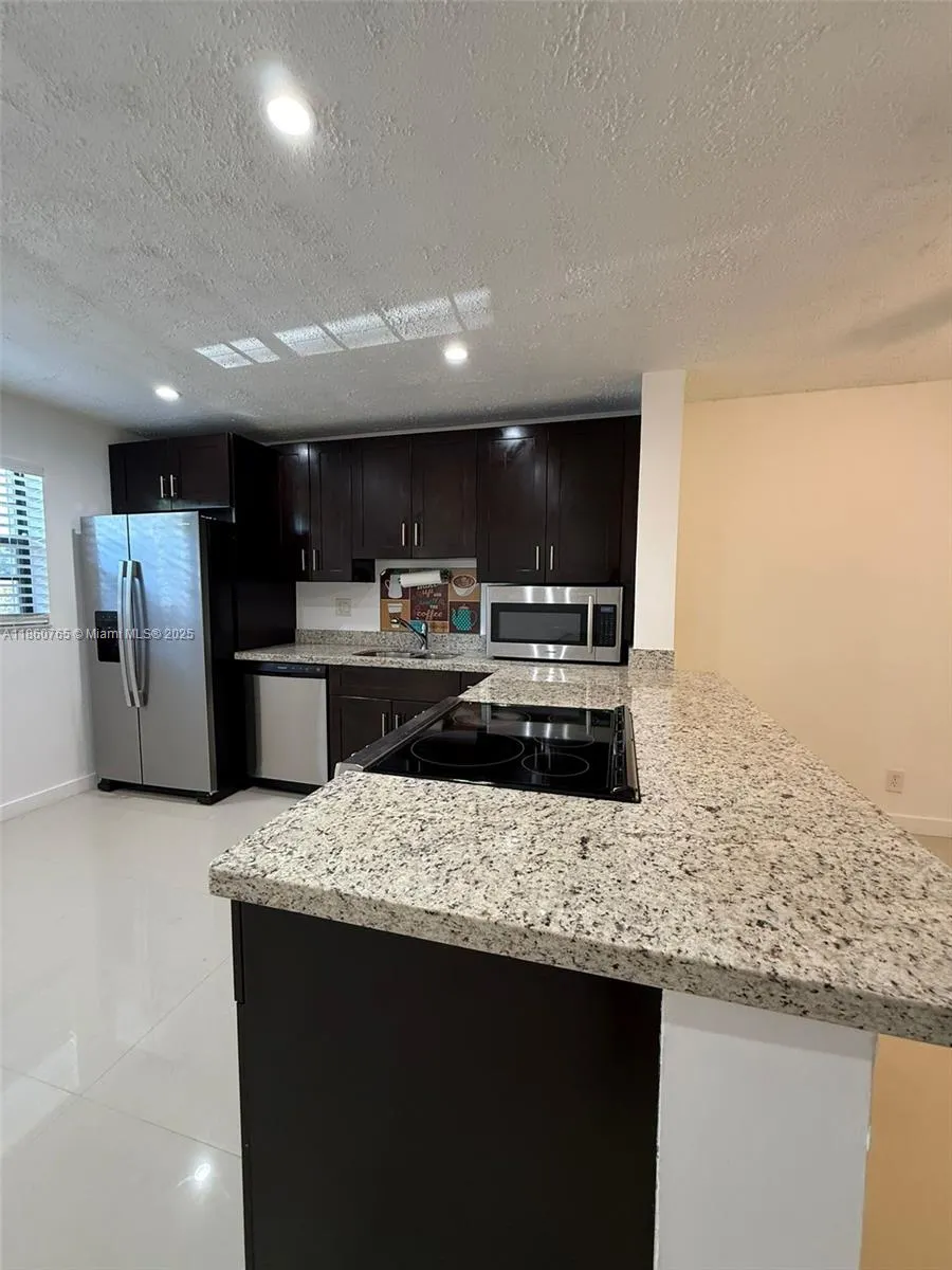 6095 N Sabal Palm Blvd, #103