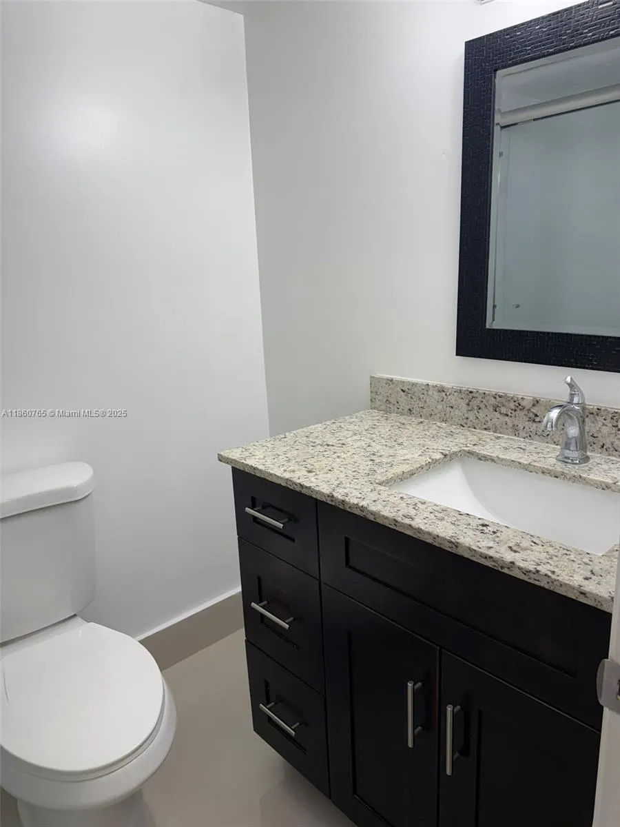 6095 N Sabal Palm Blvd, #103