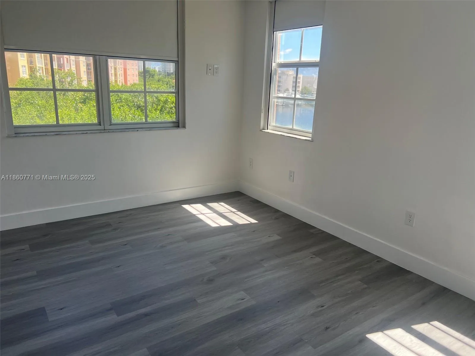 19701 E Country Club Dr, #5408