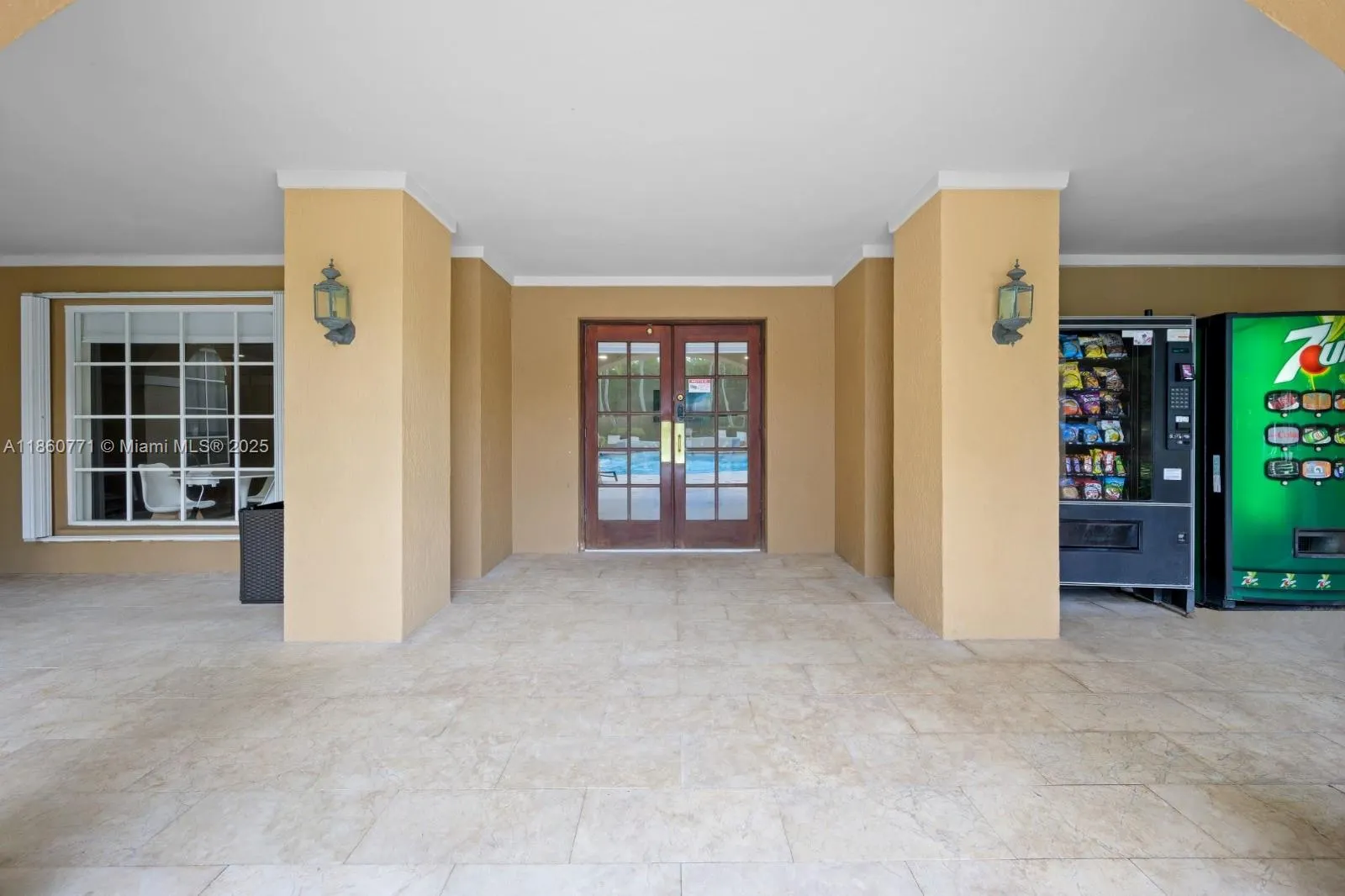 19701 E Country Club Dr, #5408