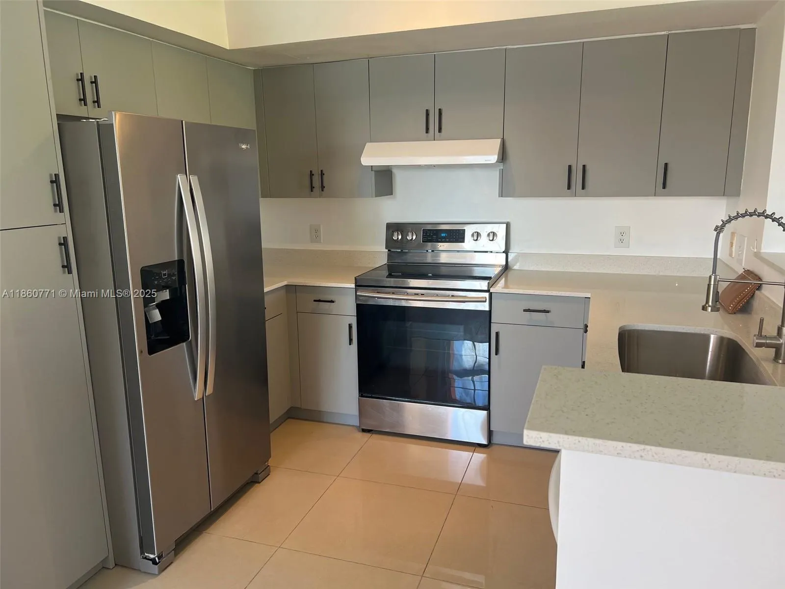 19701 E Country Club Dr, #5408