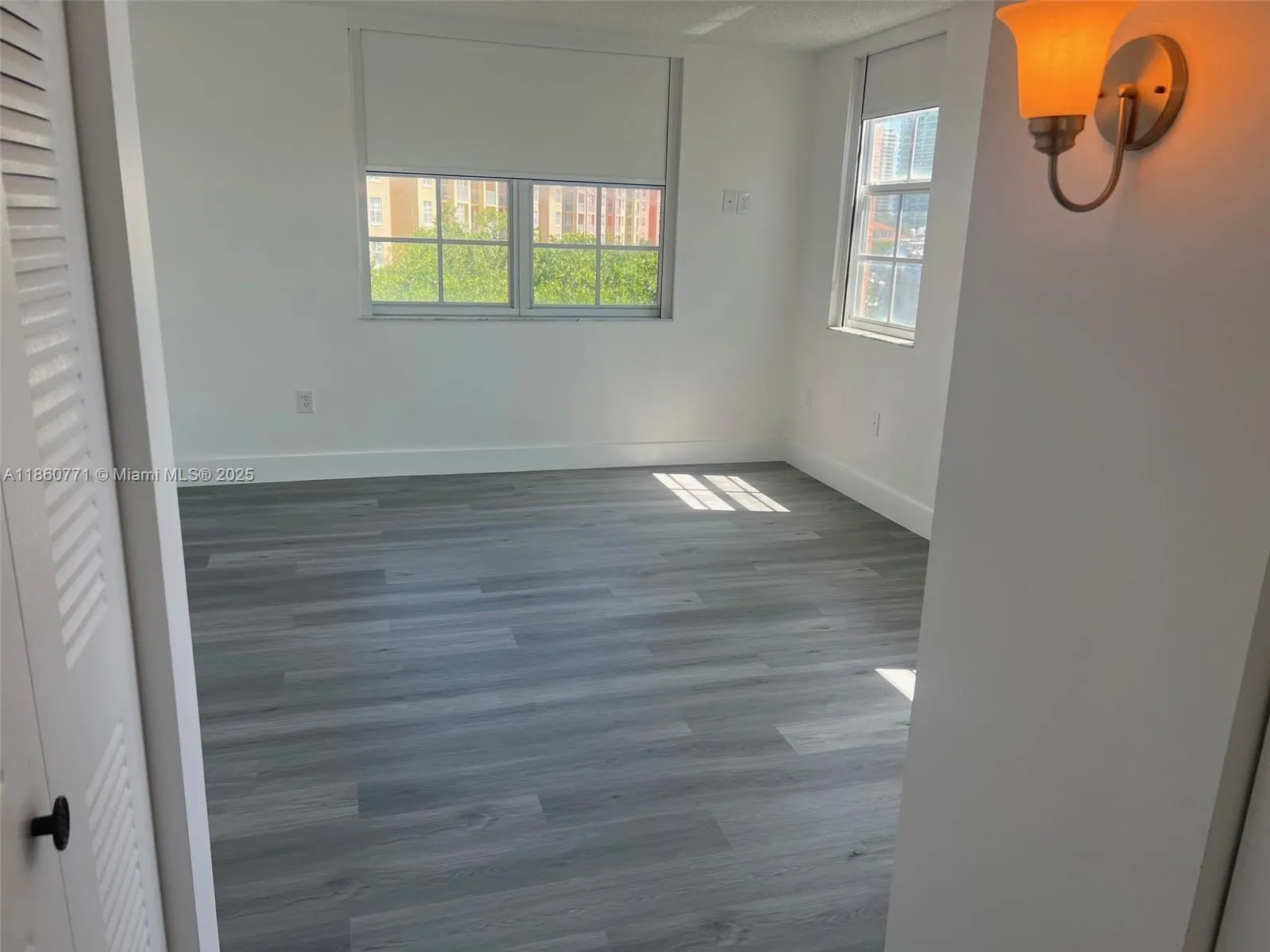 19701 E Country Club Dr, #5408