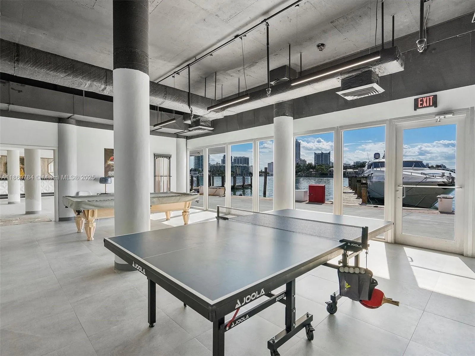 900 Bay Dr, #913