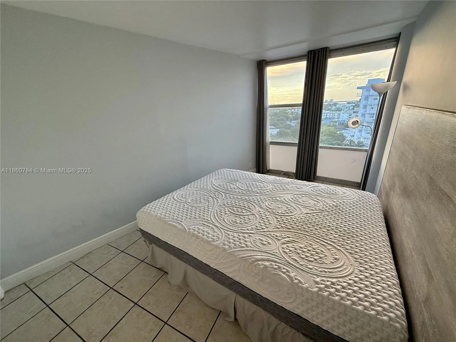 900 Bay Dr, #913