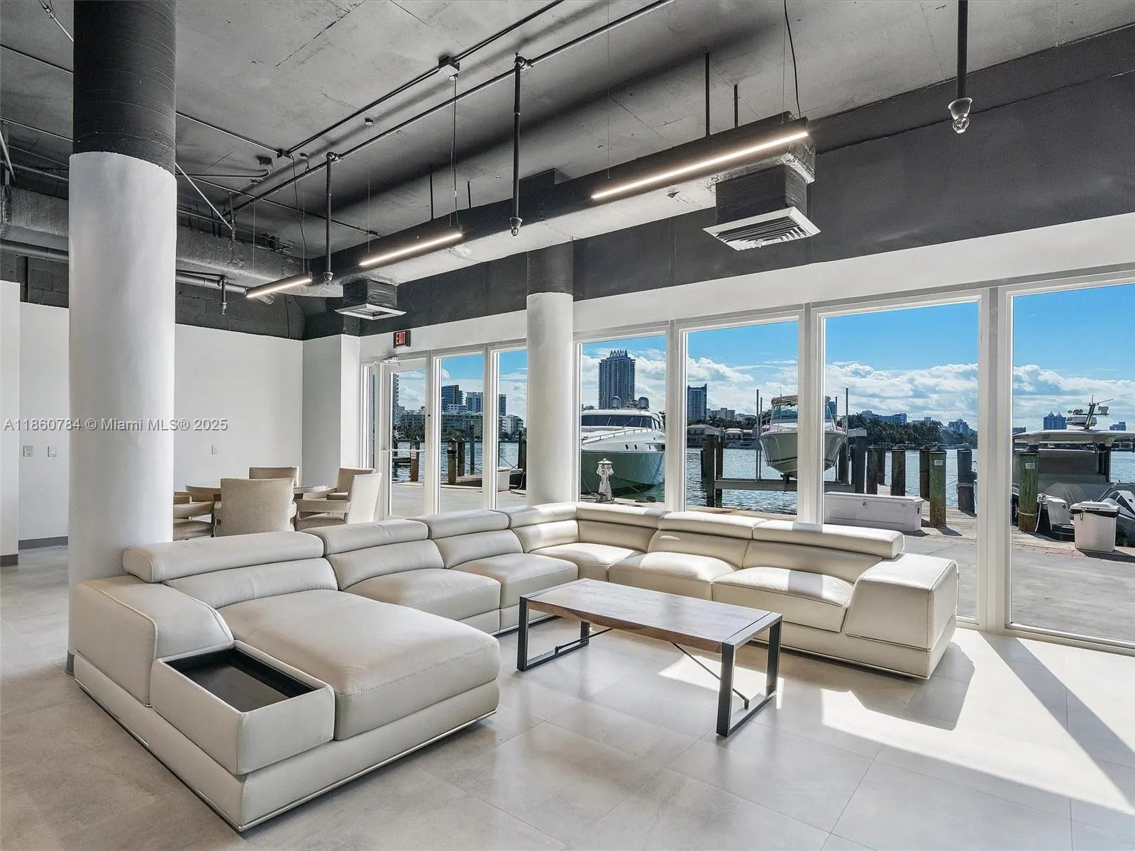 900 Bay Dr, #913