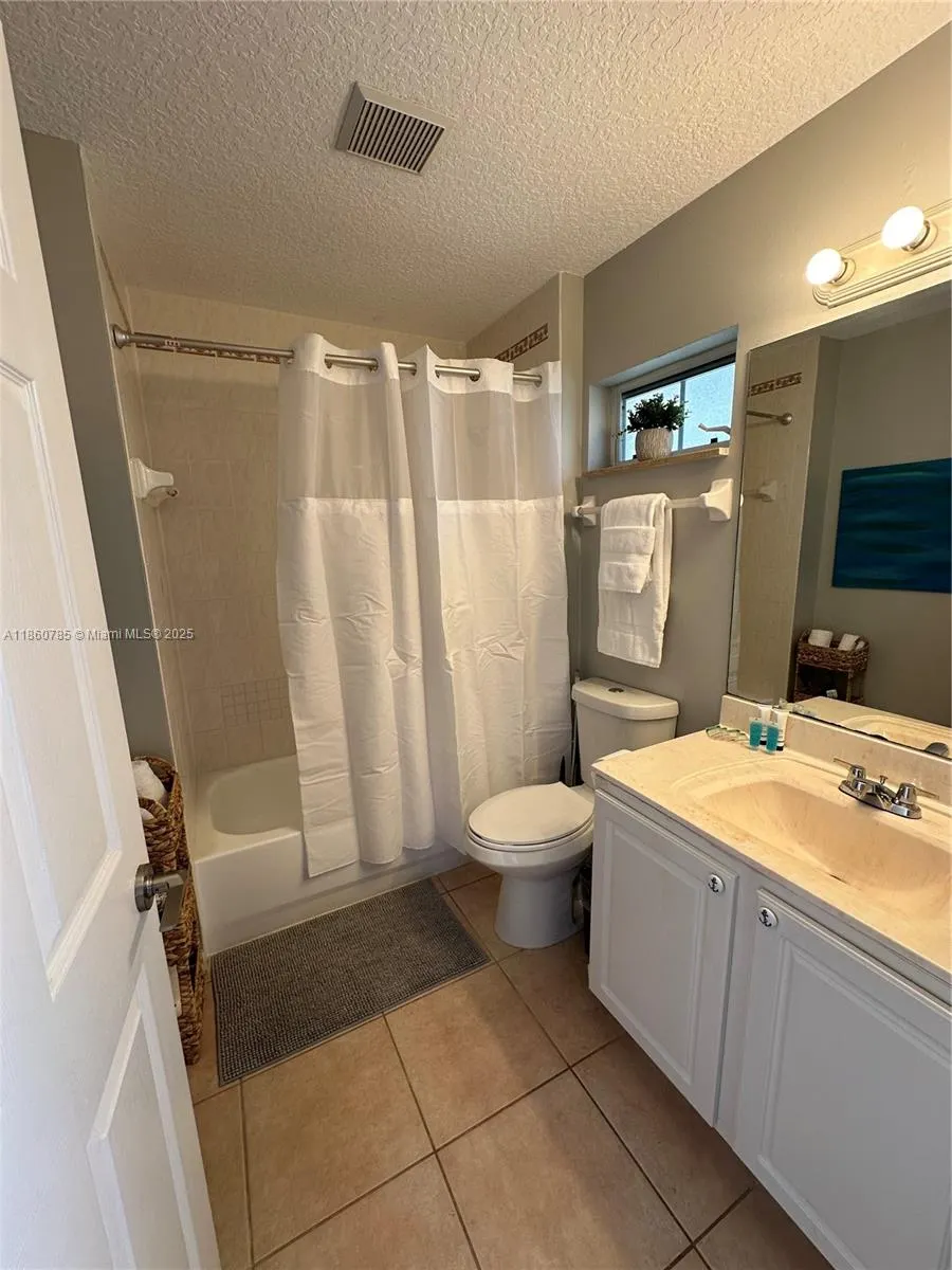 417 32nd St, #4