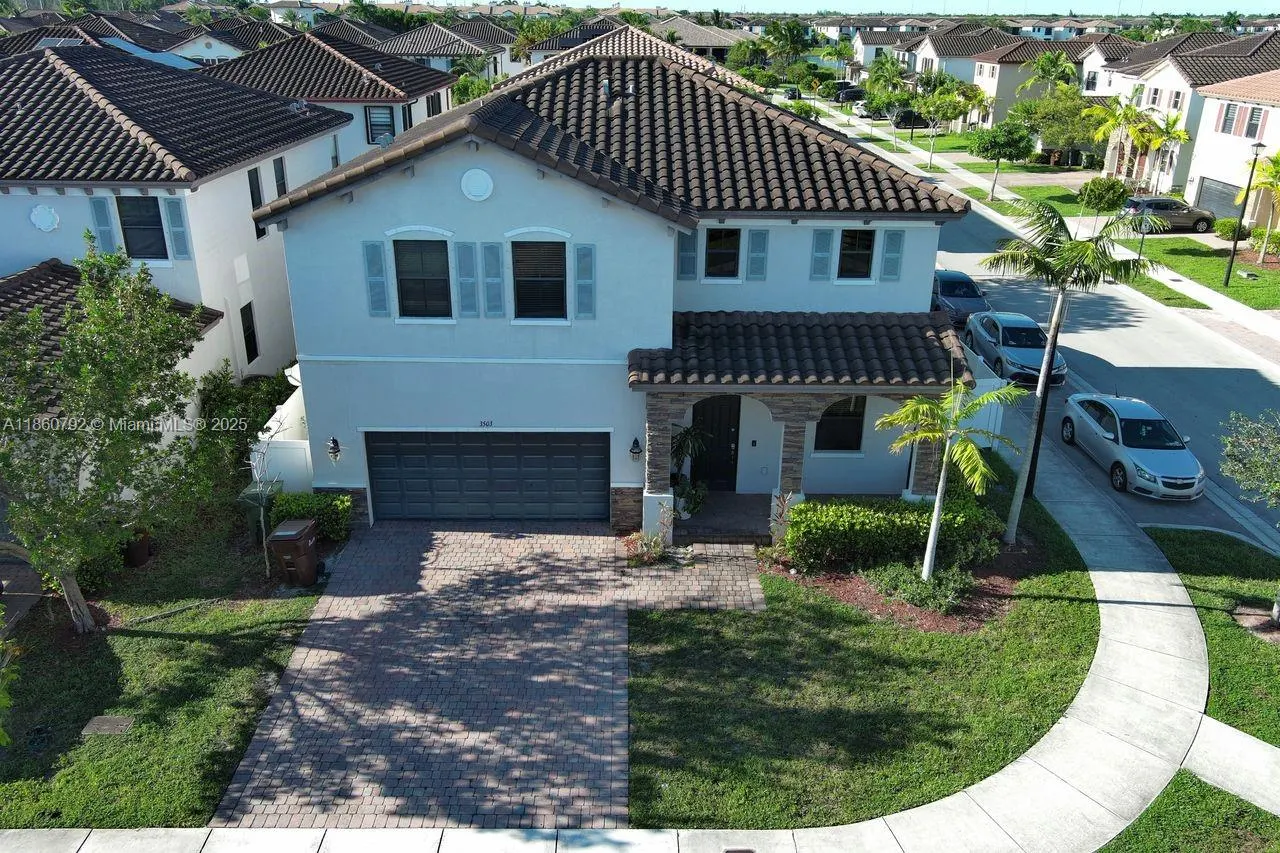 3503 W 93rd Pl
