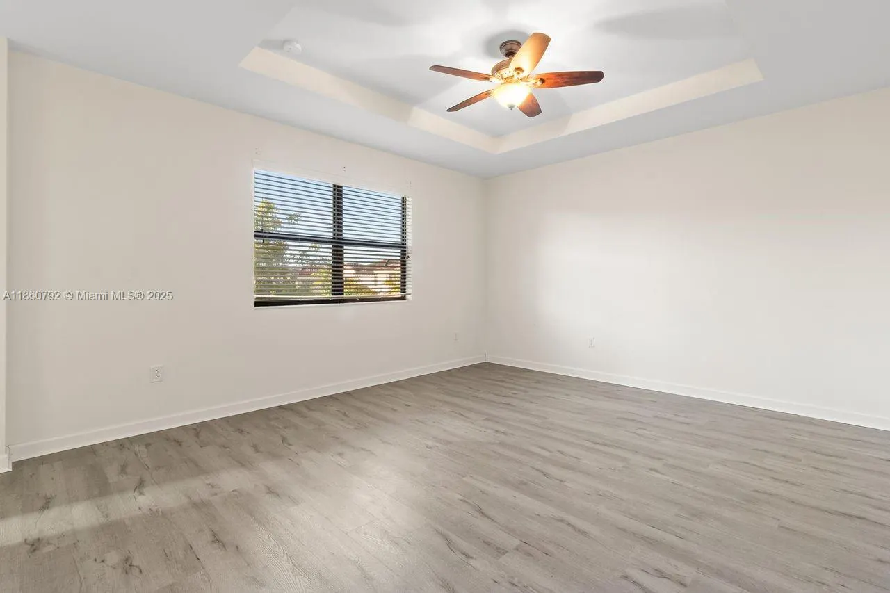 3503 W 93rd Pl