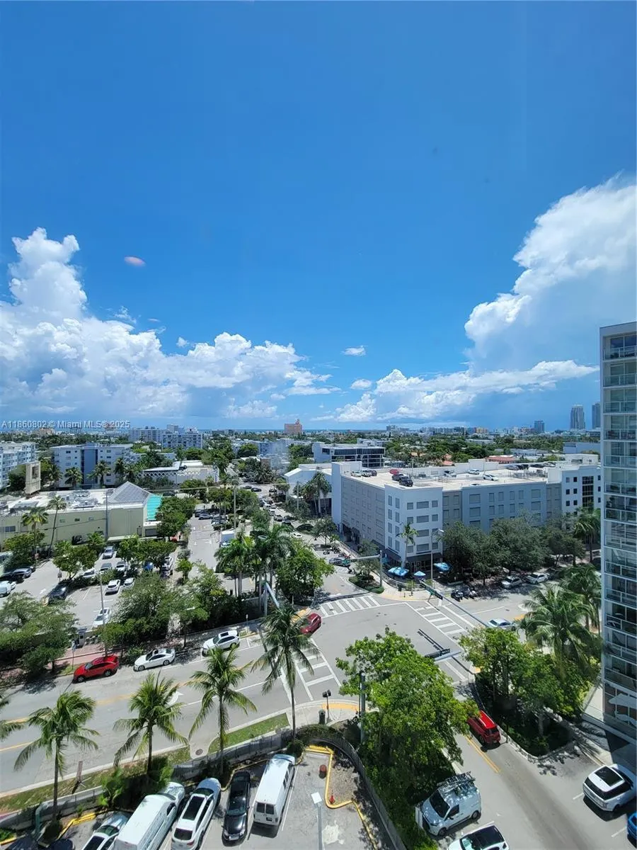 1000 West Ave, #1029