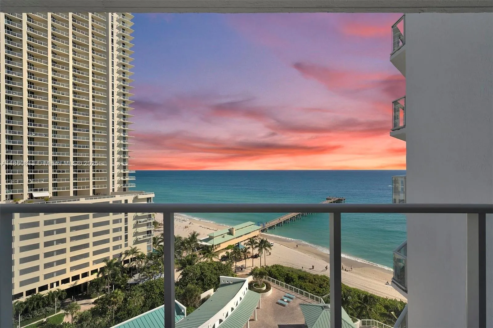 16485 Collins Ave, #1435