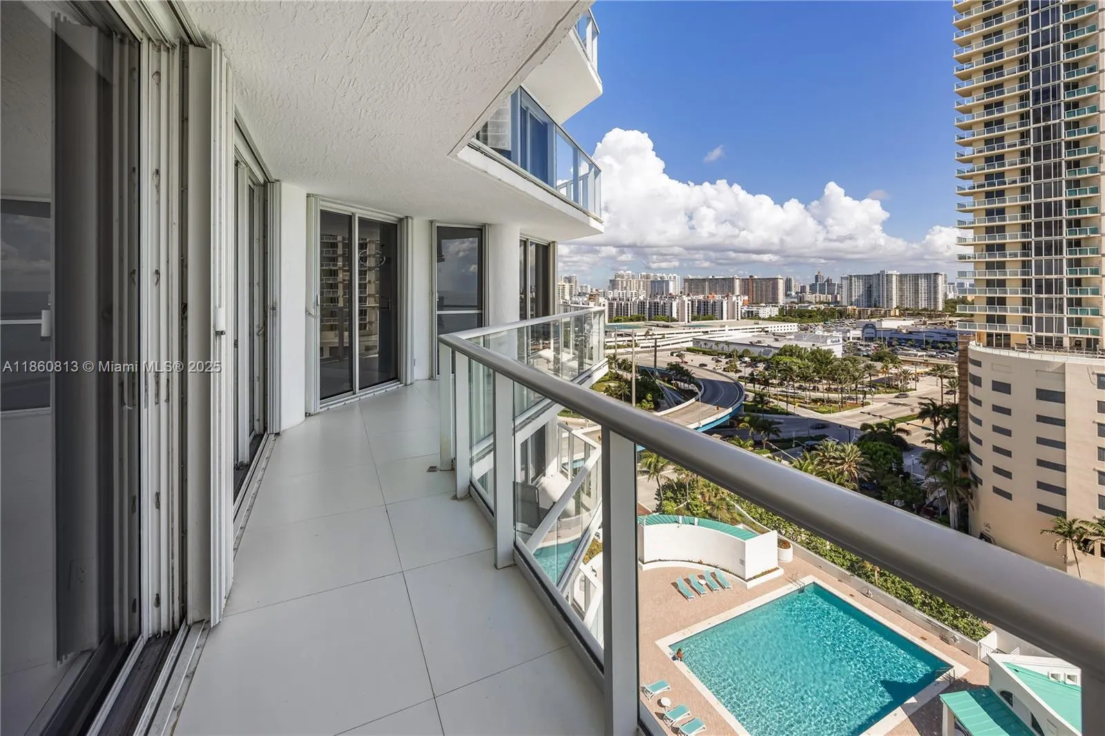 16485 Collins Ave, #1435