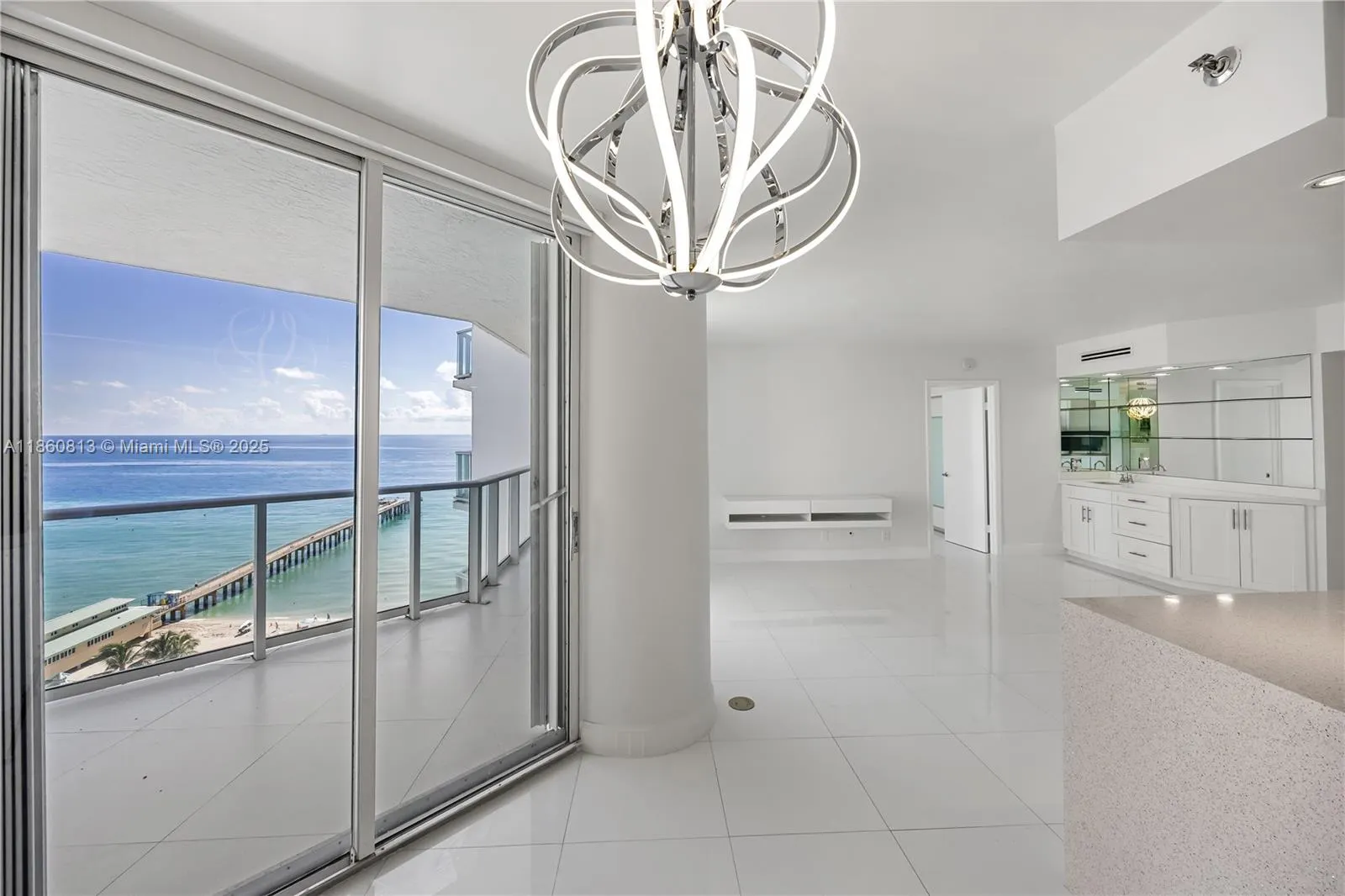 16485 Collins Ave, #1435