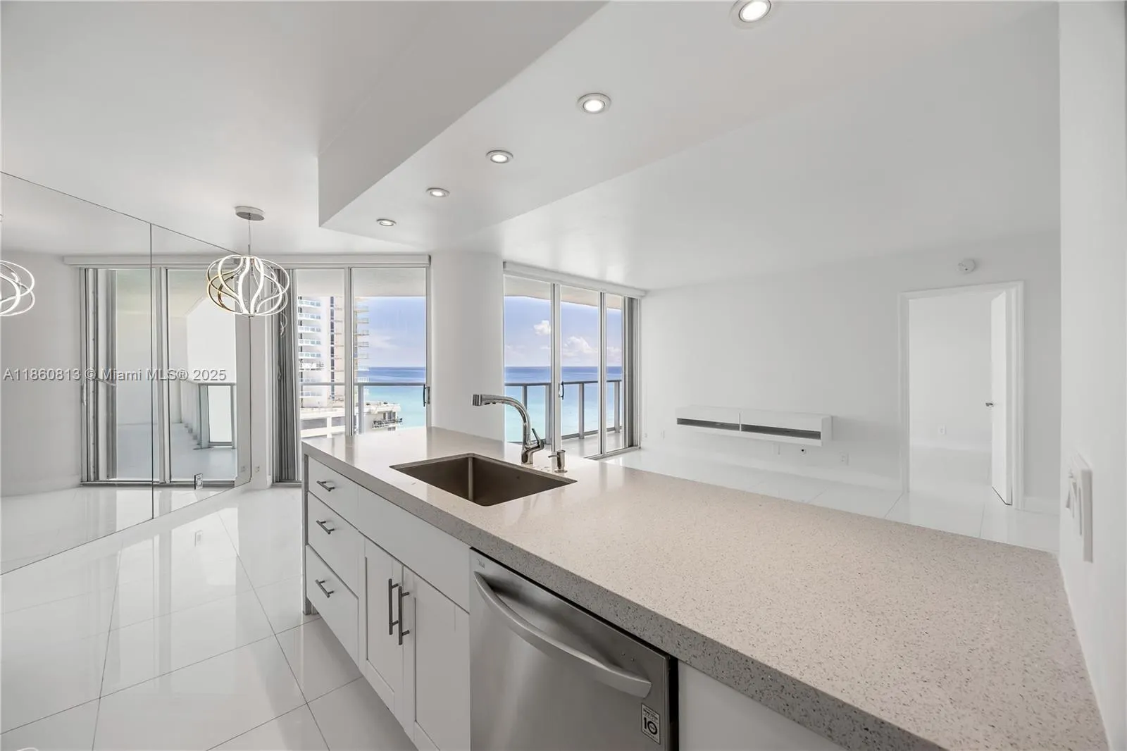 16485 Collins Ave, #1435