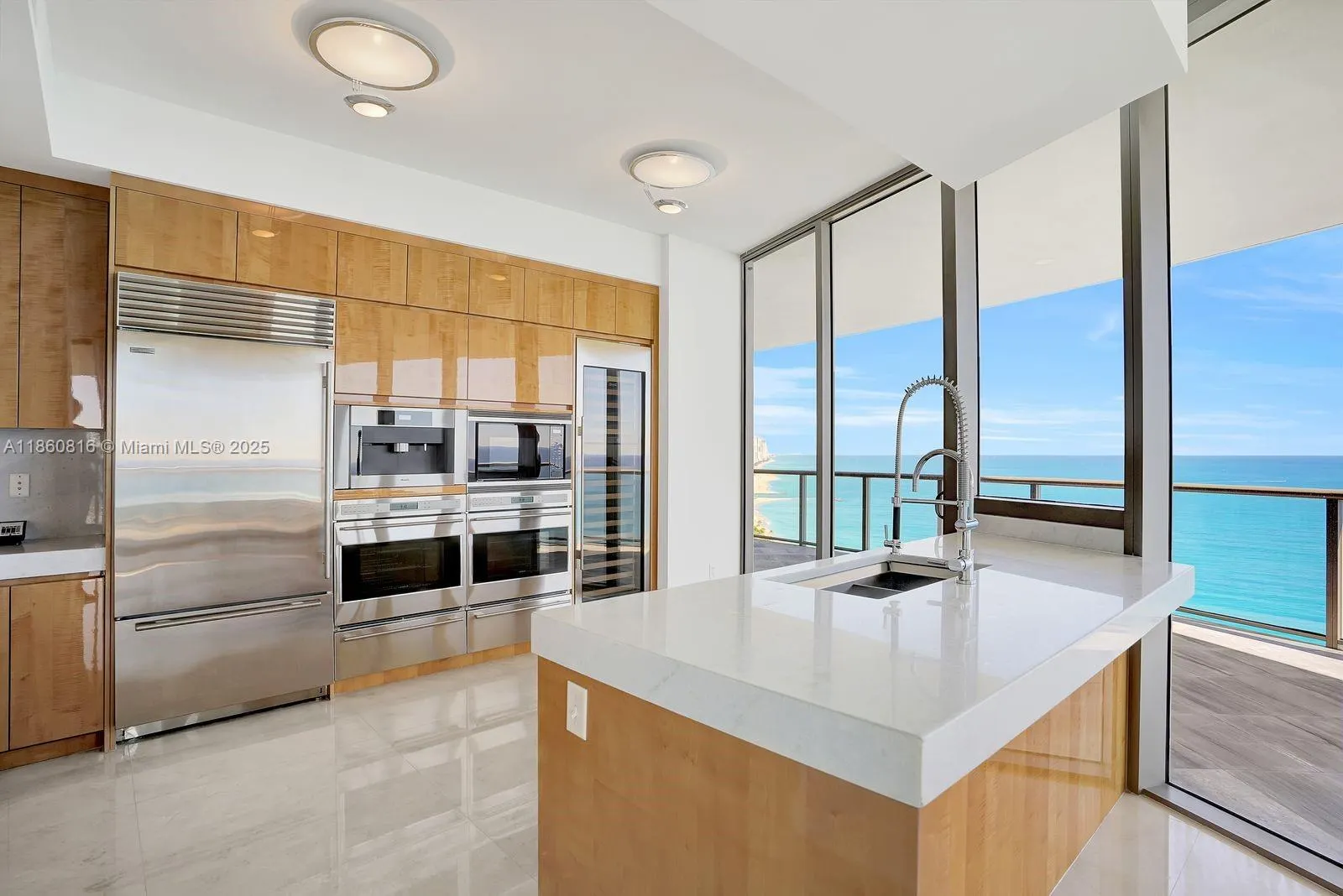 9703 Collins Ave, #2500