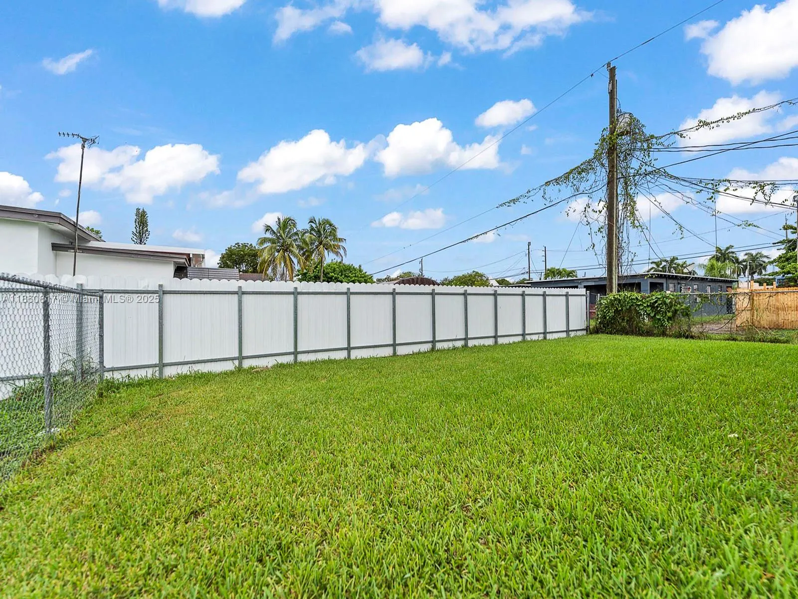 1514 NW 5th Ave, #1-2