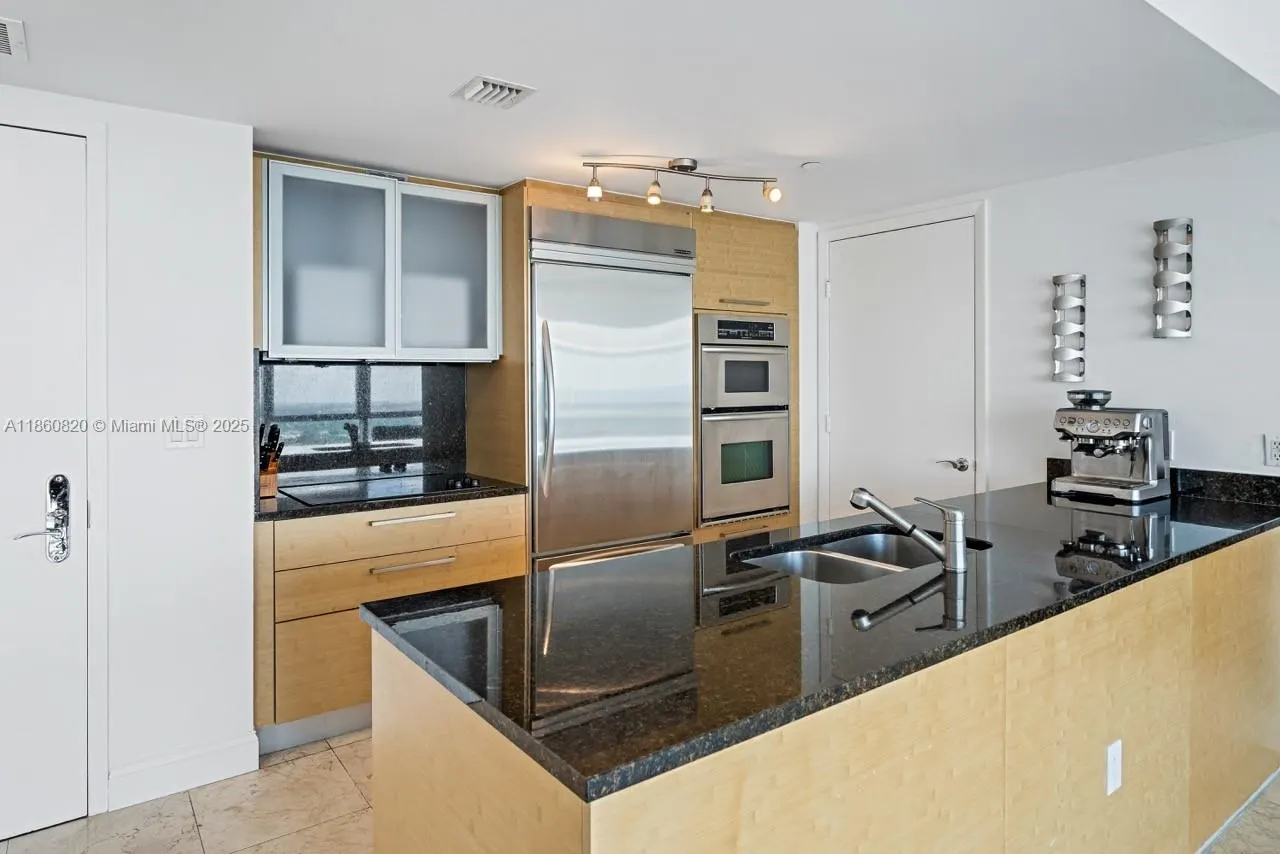 1830 S Ocean Dr, #4907