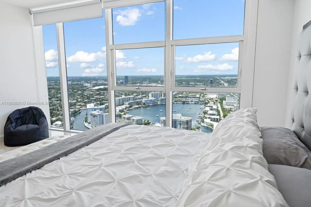 1830 S Ocean Dr, #4907