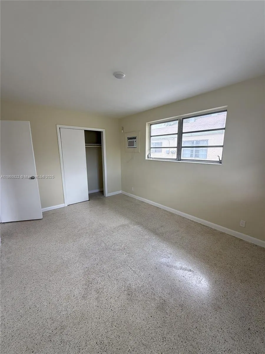 1725 NW 59th St, #3