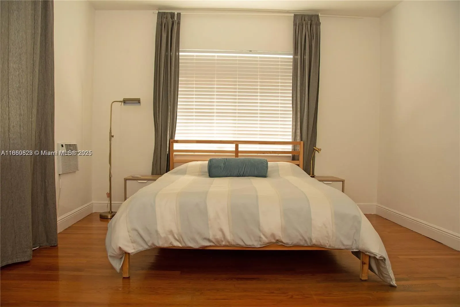 233 Madeira Ave, #1