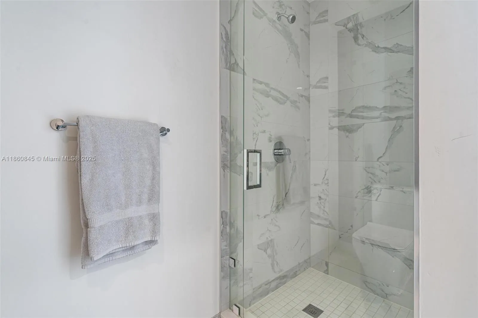 851 NE 1st Ave, #3301