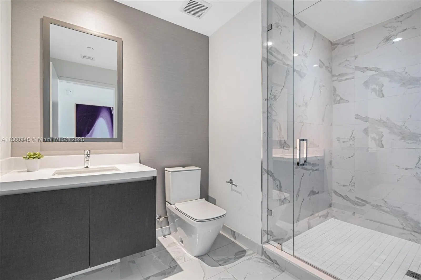 851 NE 1st Ave, #3301