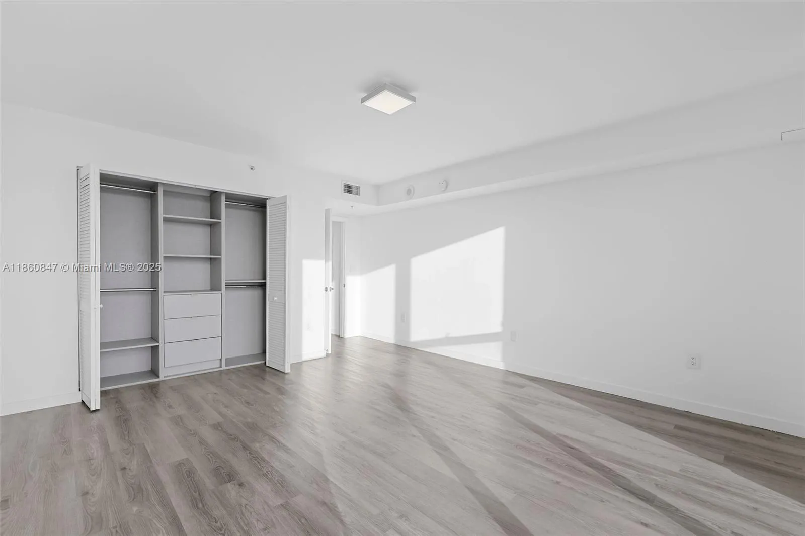 1500 Bay Rd, #C-0605