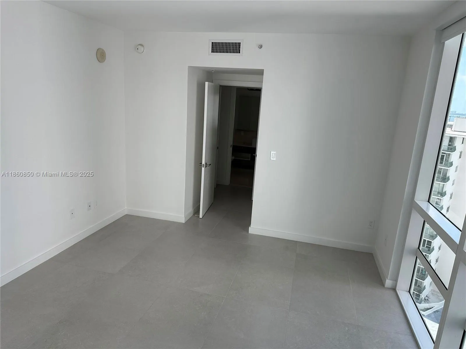 218 SE 14th St, #1508
