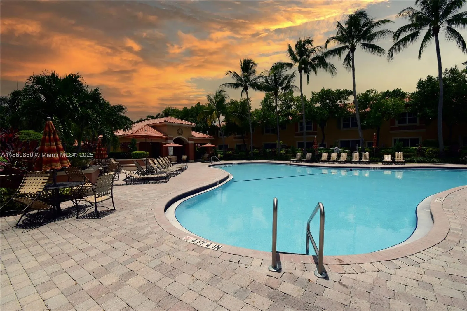 4975 N Tradewinds Ter, #601