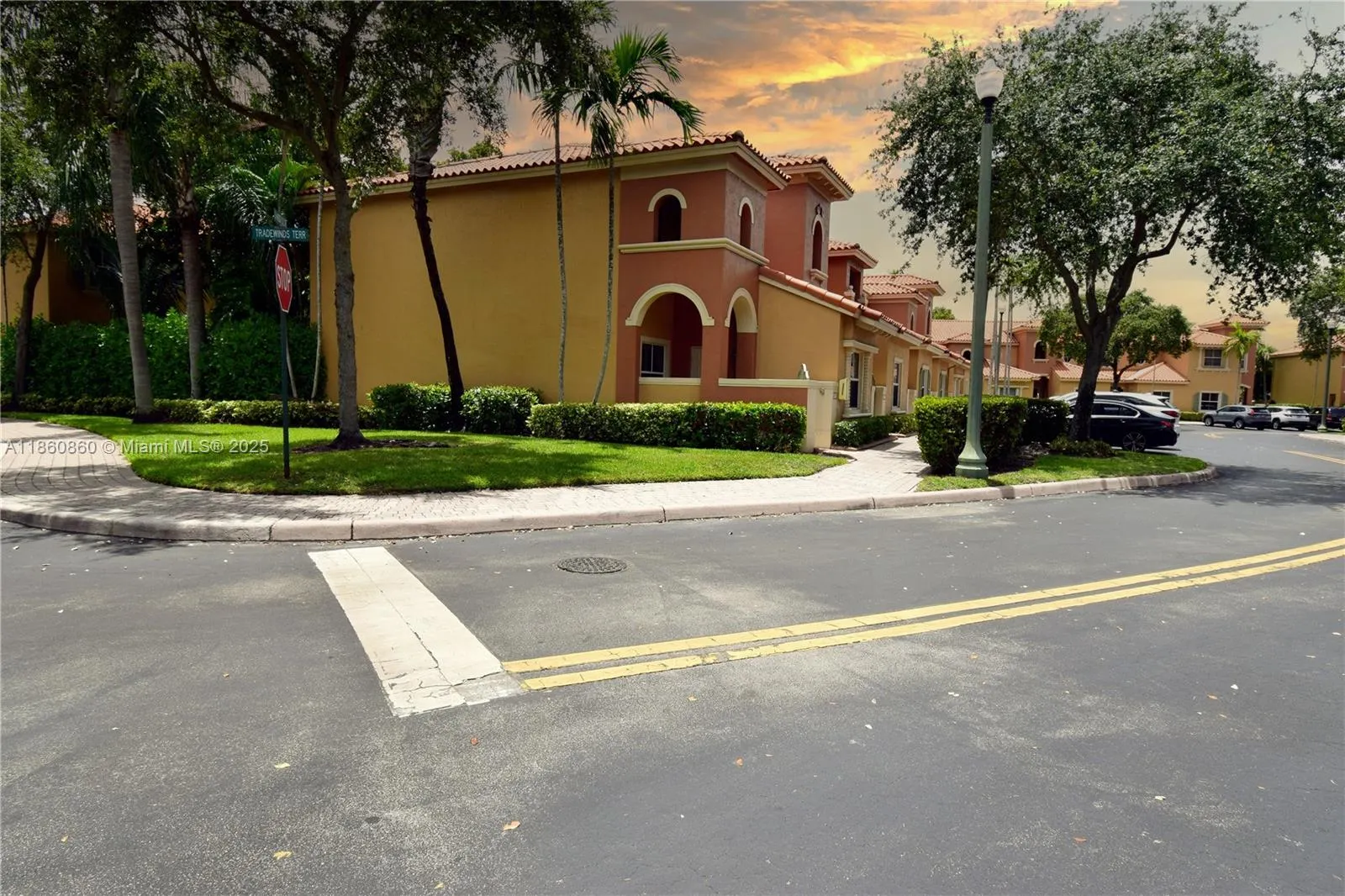 4975 N Tradewinds Ter, #601
