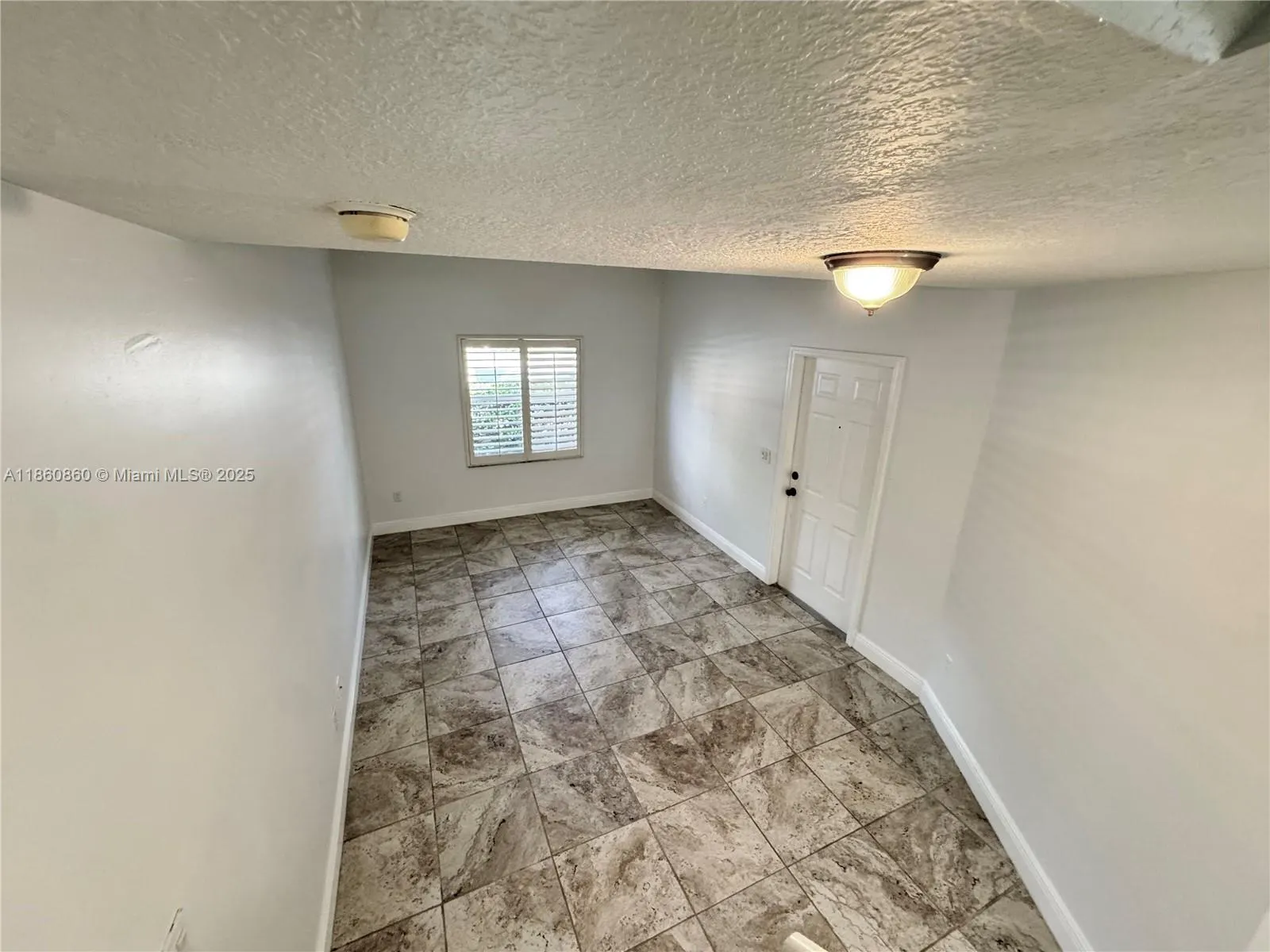 4975 N Tradewinds Ter, #601