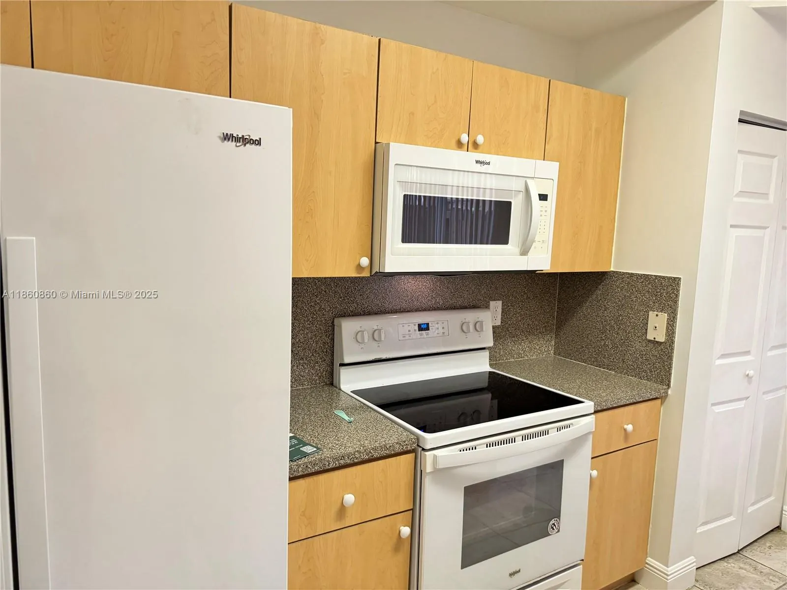 4975 N Tradewinds Ter, #601