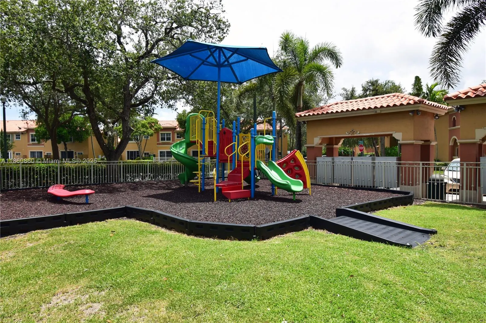 4975 N Tradewinds Ter, #601