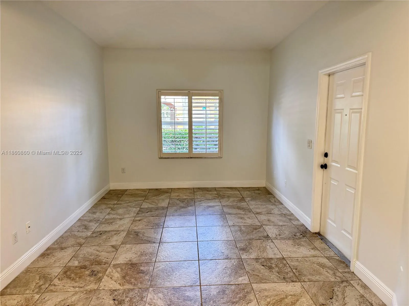 4975 N Tradewinds Ter, #601