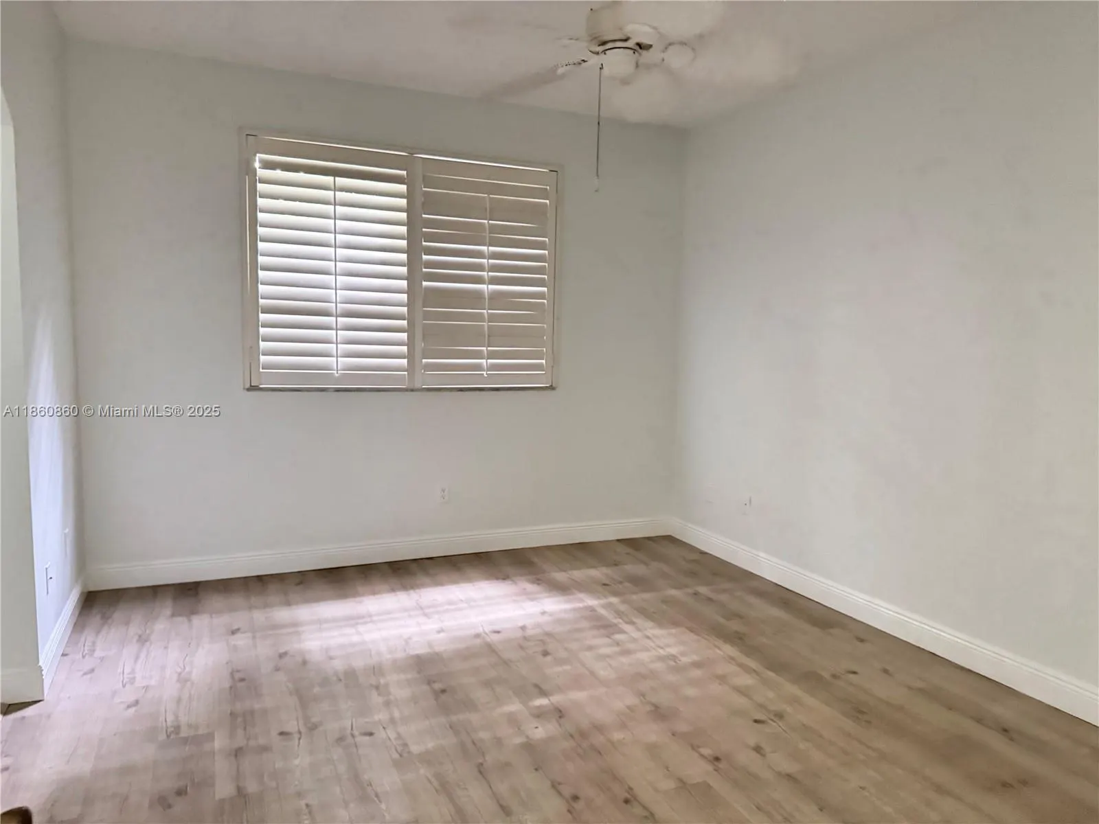 4975 N Tradewinds Ter, #601