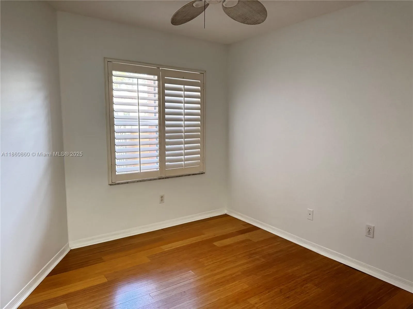 4975 N Tradewinds Ter, #601