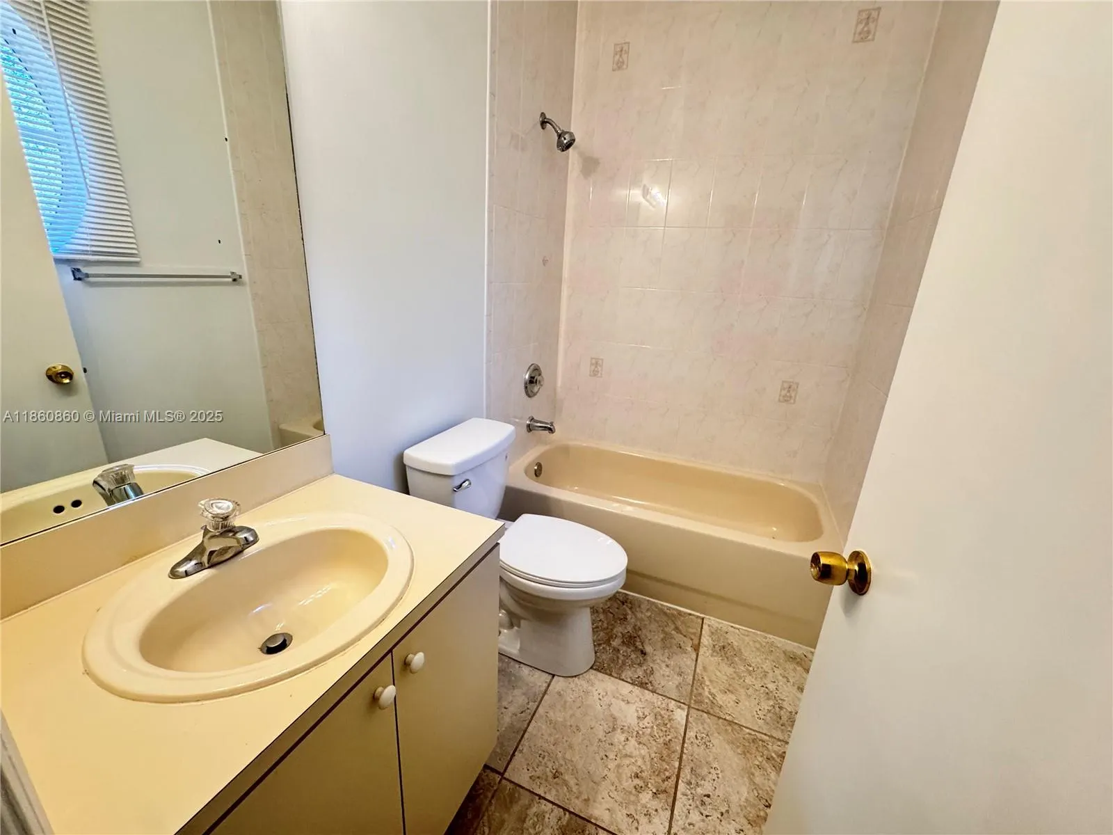 4975 N Tradewinds Ter, #601