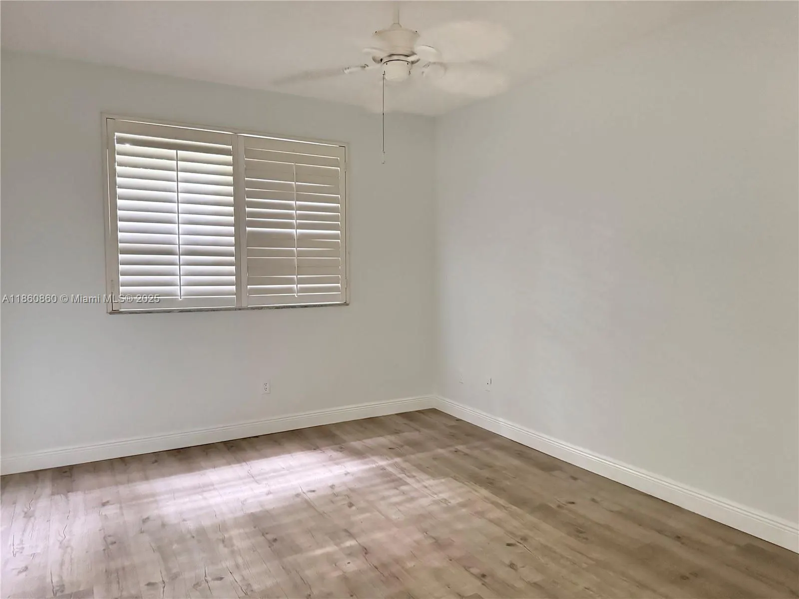 4975 N Tradewinds Ter, #601