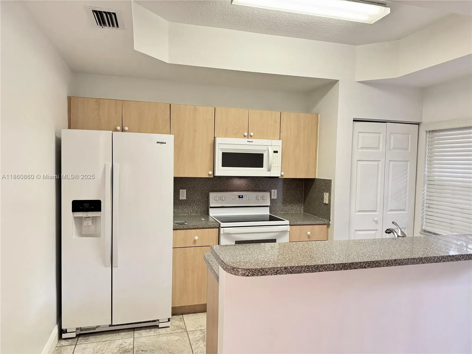 4975 N Tradewinds Ter, #601