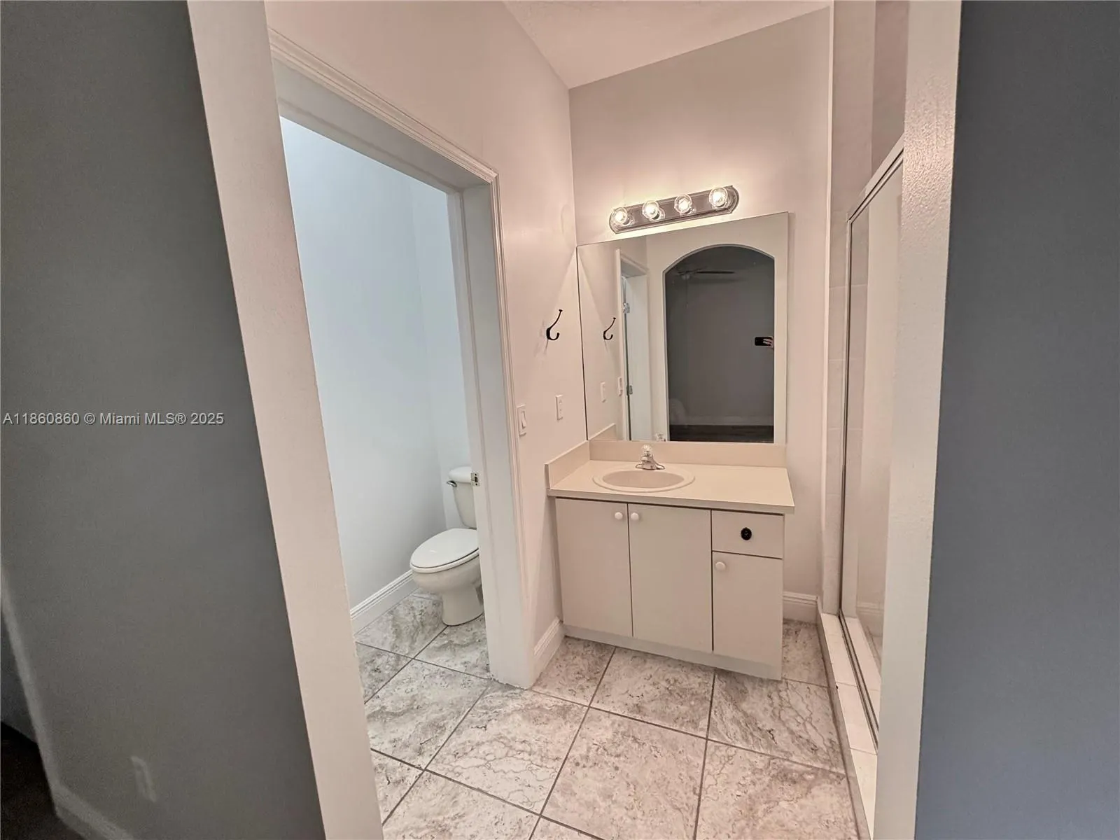 4975 N Tradewinds Ter, #601
