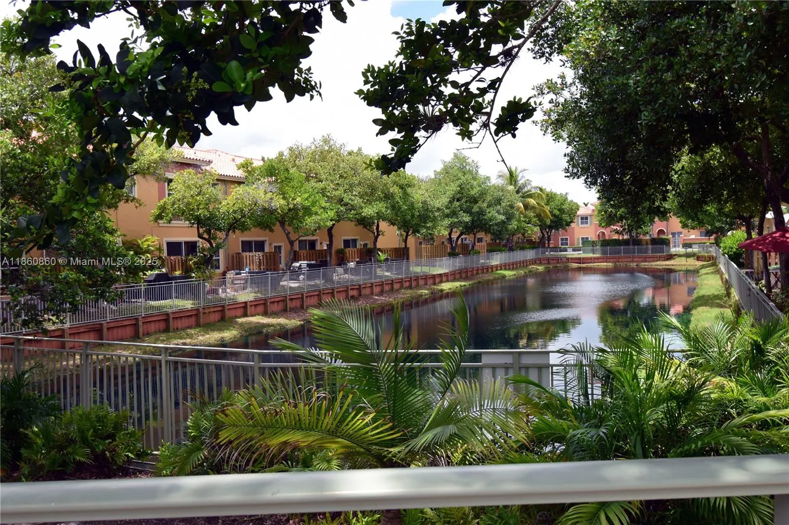 4975 N Tradewinds Ter, #601