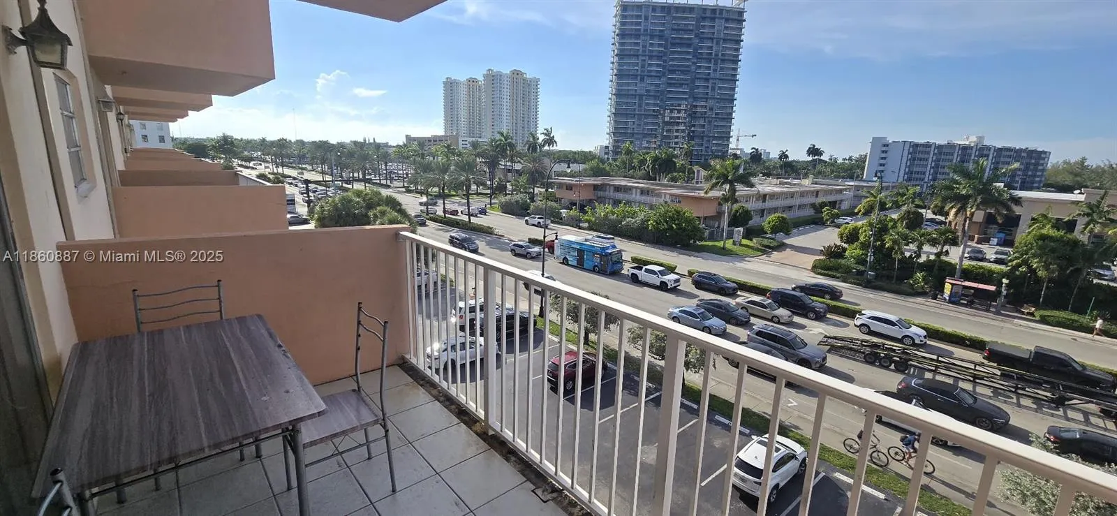 2200 E Hallandale Beach Blvd, #502