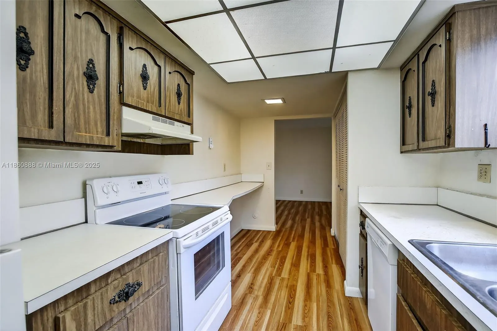 9331 NW 35th Mnr