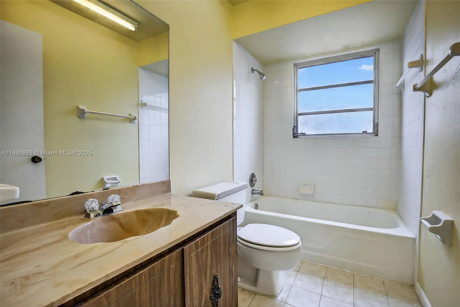 9331 NW 35th Mnr