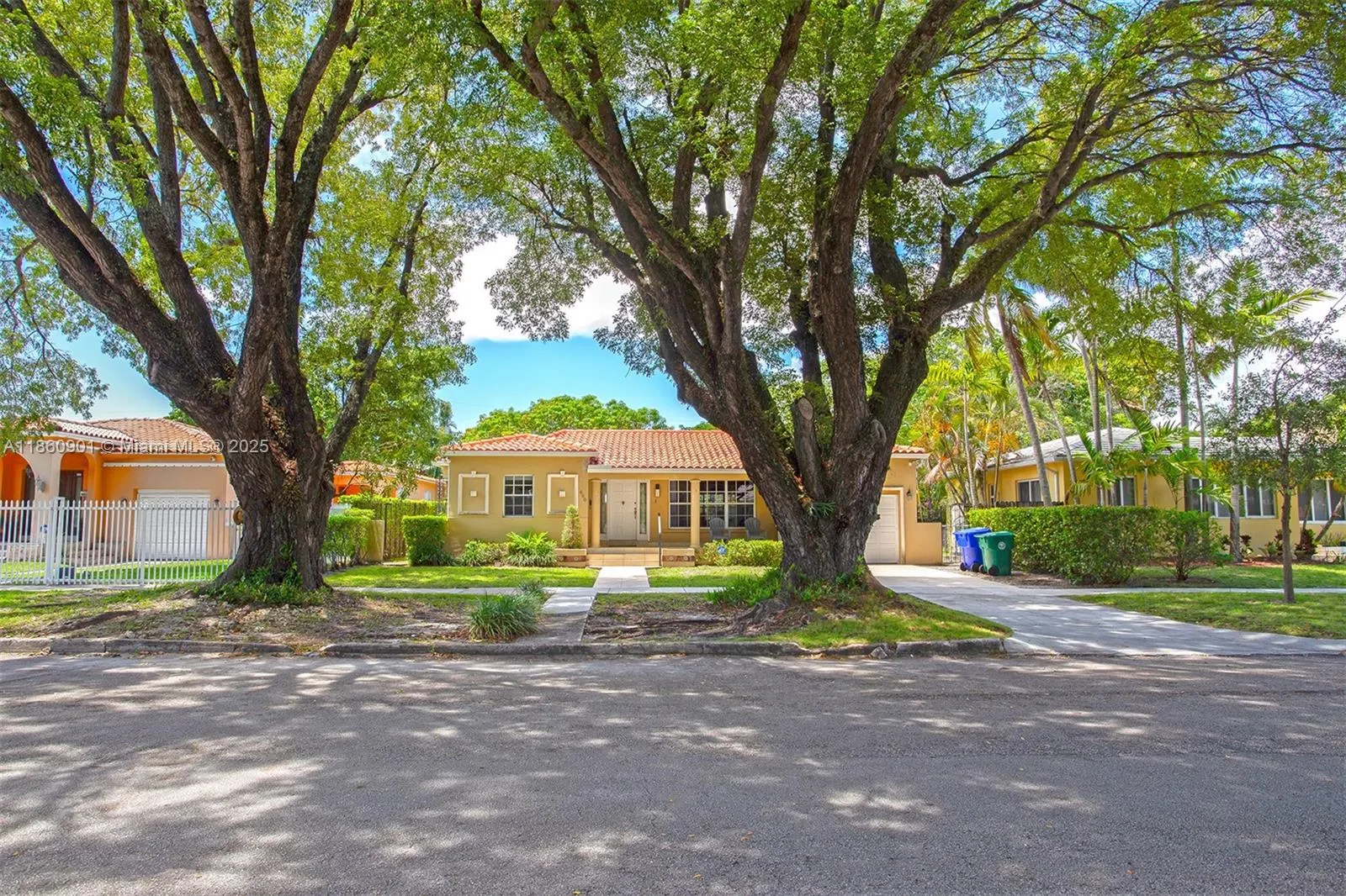 600 SW 25th Rd