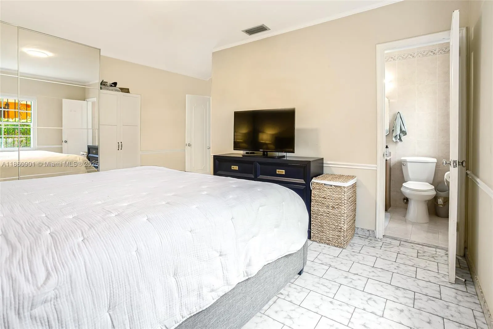 600 SW 25th Rd
