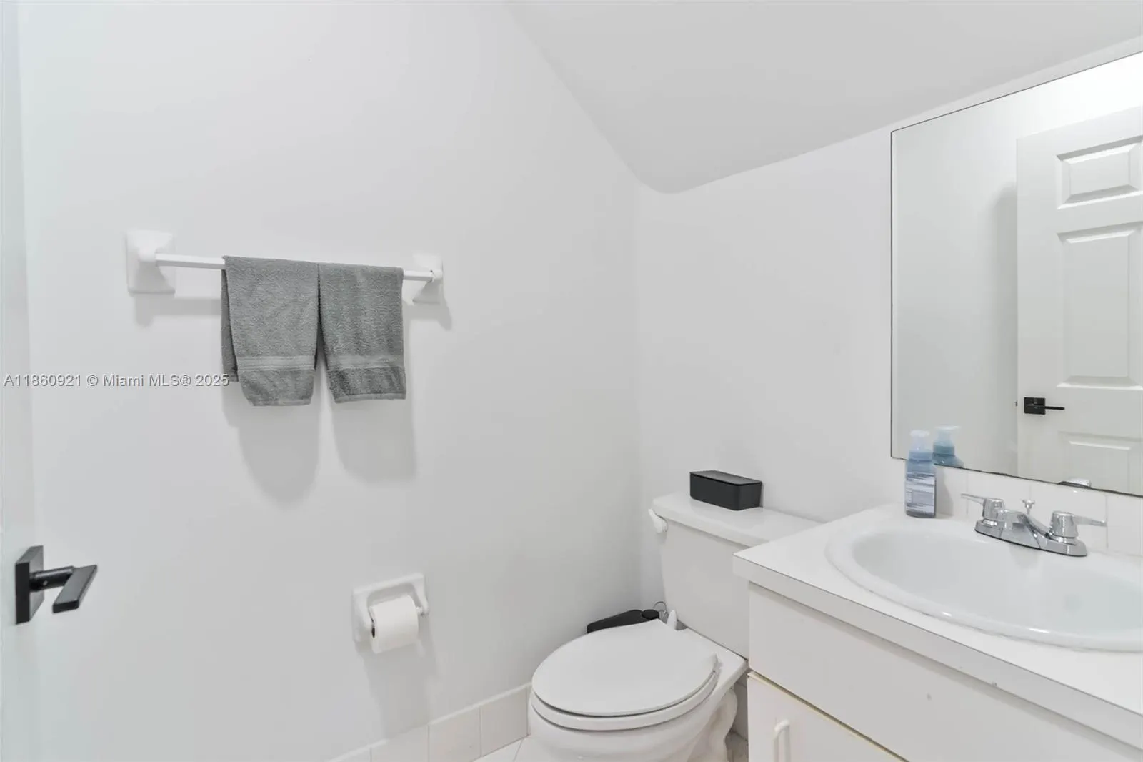 12230 SW 137th Ter, #-